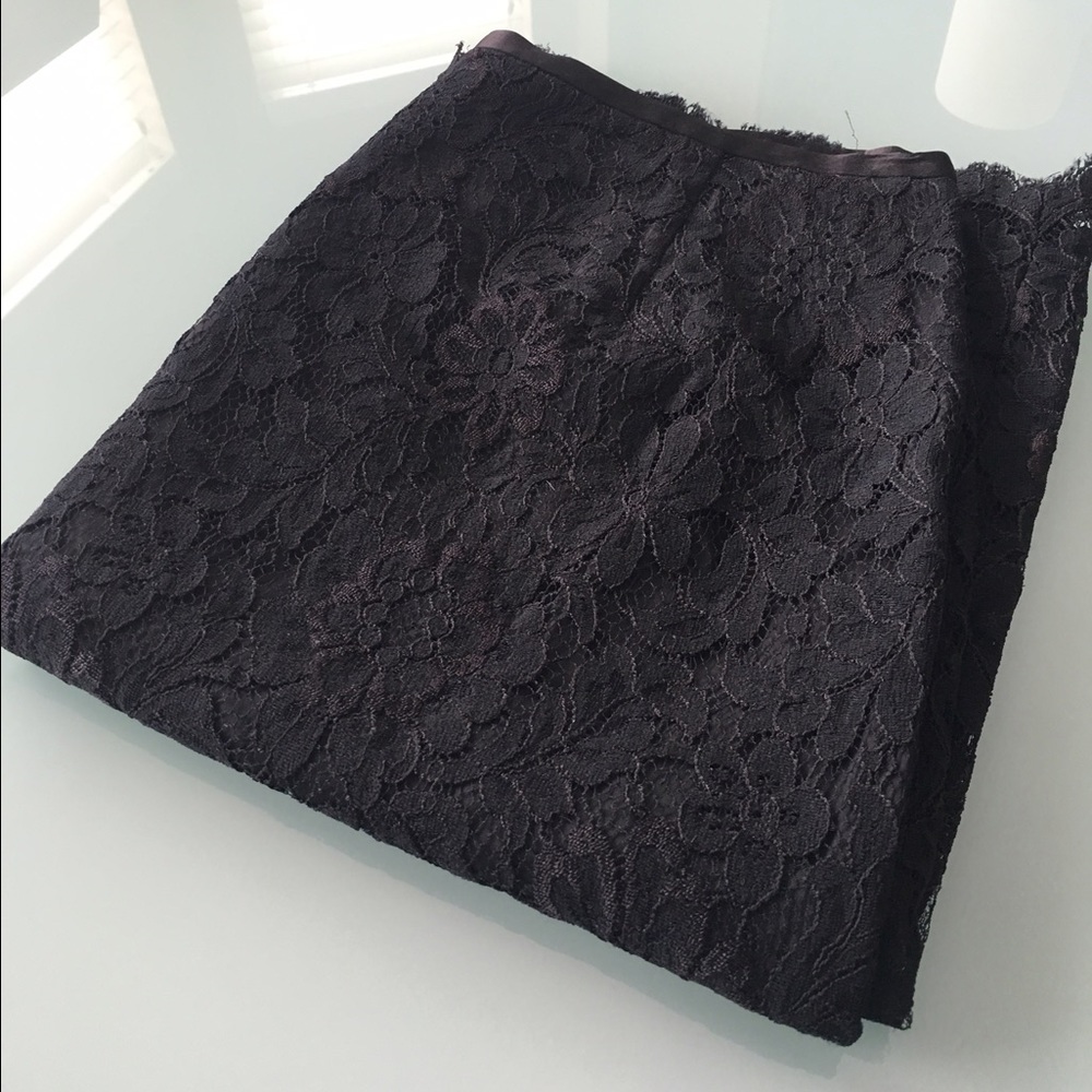 Ann Taylor black lace pencil skirt